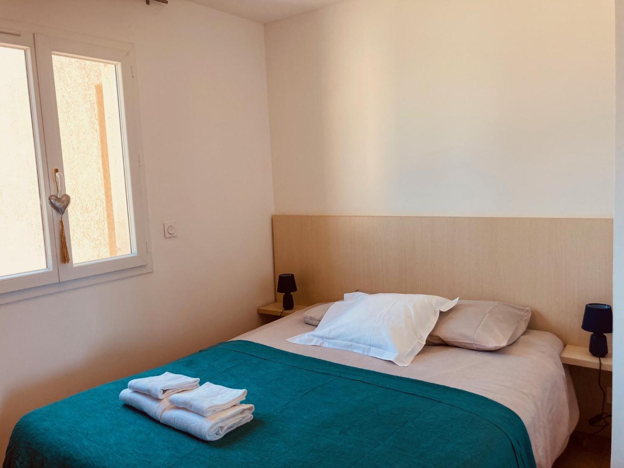Punta Di Mare Aparthotel Linguizzetta Exterior foto